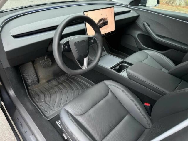 Серый Тесла Модель 3, объемом двигателя 0 л и пробегом 15 тыс. км за 16500 $, фото 9 на Automoto.ua