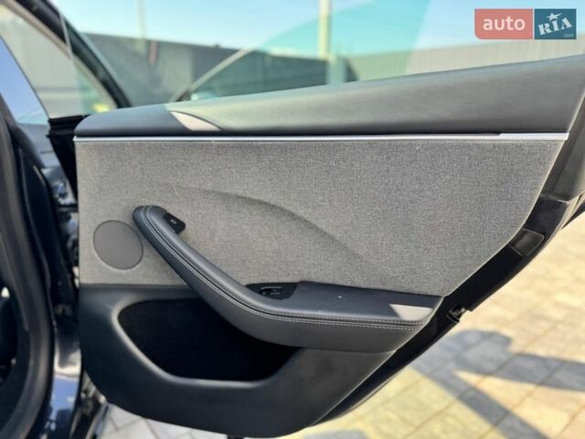 Сірий Тесла Модель 3, об'ємом двигуна 0 л та пробігом 20 тис. км за 25900 $, фото 28 на Automoto.ua