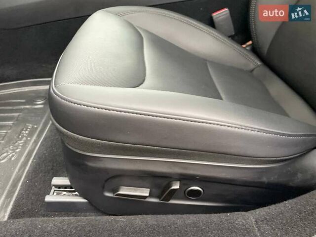 Сірий Тесла Модель 3, об'ємом двигуна 0 л та пробігом 8 тис. км за 29950 $, фото 49 на Automoto.ua