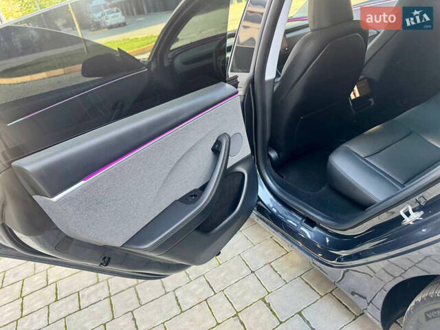 Сірий Тесла Модель 3, об'ємом двигуна 0 л та пробігом 5 тис. км за 29500 $, фото 68 на Automoto.ua
