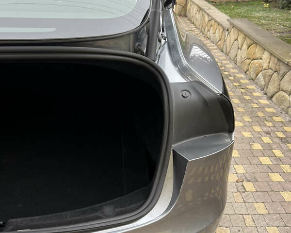 Серый Тесла Модель 3, объемом двигателя 0 л и пробегом 3 тыс. км за 27000 $, фото 21 на Automoto.ua