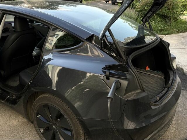 Сірий Тесла Модель 3, об'ємом двигуна 0 л та пробігом 14 тис. км за 27918 $, фото 4 на Automoto.ua