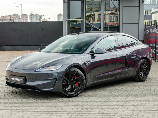 Сірий Тесла Модель 3, об'ємом двигуна 0 л та пробігом 8 тис. км за 33500 $, фото 1 на Automoto.ua