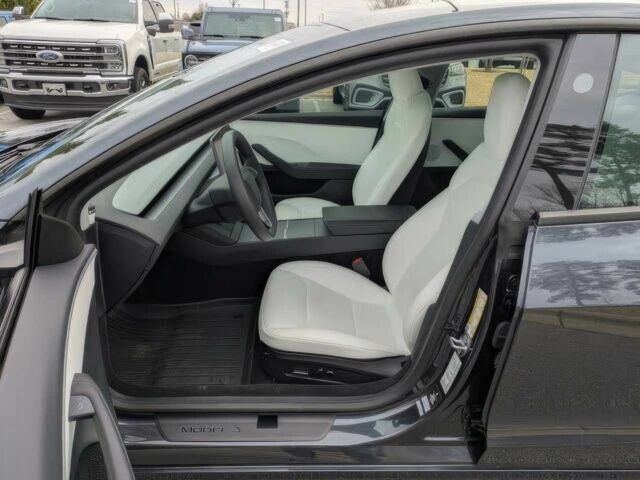 Сірий Тесла Модель 3, об'ємом двигуна 0 л та пробігом 17 тис. км за 11100 $, фото 7 на Automoto.ua