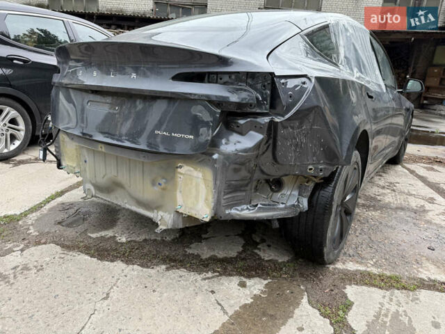 Сірий Тесла Модель 3, об'ємом двигуна 0 л та пробігом 19 тис. км за 25300 $, фото 6 на Automoto.ua