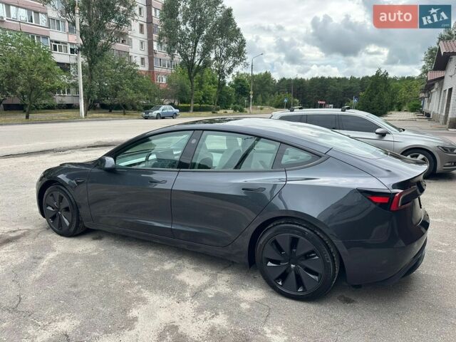 Серый Тесла Модель 3, объемом двигателя 0 л и пробегом 5 тыс. км за 29500 $, фото 7 на Automoto.ua