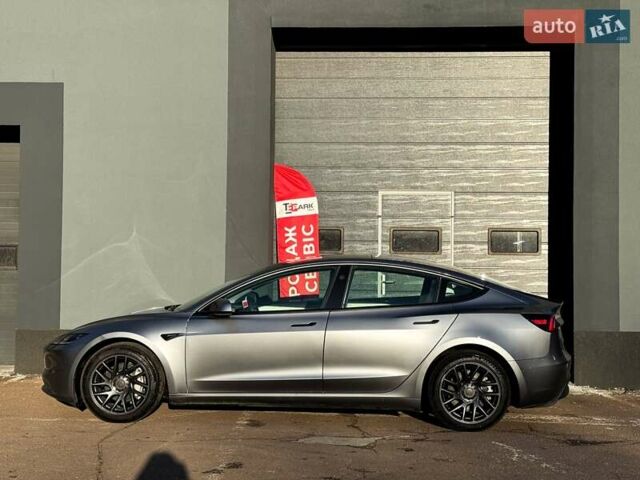 Серый Тесла Модель 3, объемом двигателя 0 л и пробегом 6 тыс. км за 34999 $, фото 5 на Automoto.ua