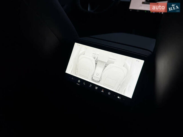 Серый Тесла Модель 3, объемом двигателя 0 л и пробегом 6 тыс. км за 29999 $, фото 27 на Automoto.ua