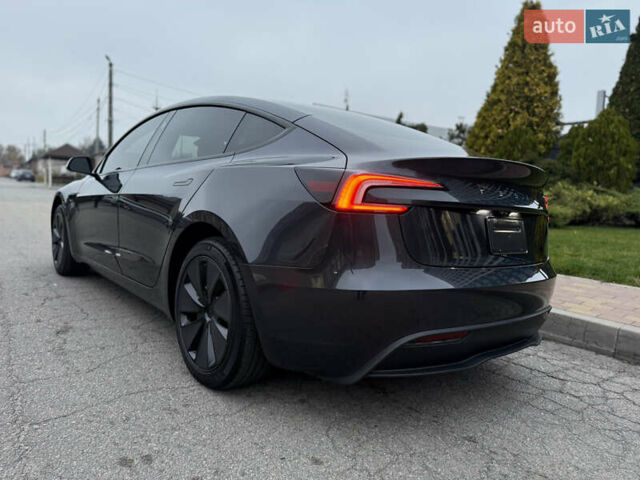 Серый Тесла Модель 3, объемом двигателя 0 л и пробегом 6 тыс. км за 29999 $, фото 15 на Automoto.ua