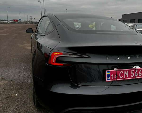 Серый Тесла Модель 3, объемом двигателя 0 л и пробегом 2 тыс. км за 30900 $, фото 7 на Automoto.ua