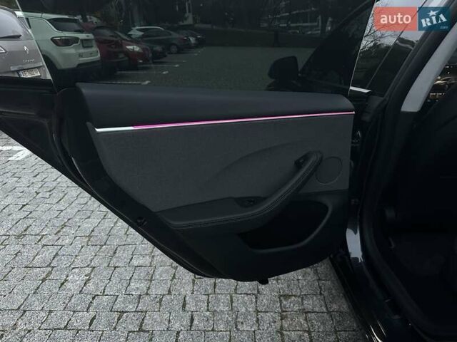 Серый Тесла Модель 3, объемом двигателя 0 л и пробегом 5 тыс. км за 28500 $, фото 15 на Automoto.ua