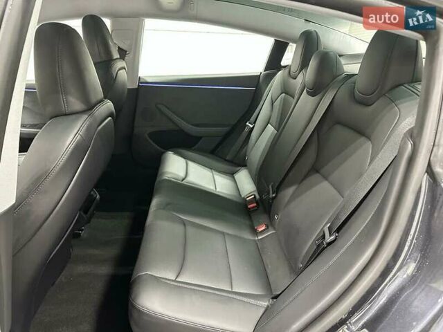 Серый Тесла Модель 3, объемом двигателя 0 л и пробегом 12 тыс. км за 9800 $, фото 16 на Automoto.ua