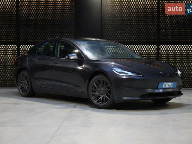 Серый Тесла Модель 3, объемом двигателя 0 л и пробегом 1 тыс. км за 30000 $, фото 5 на Automoto.ua