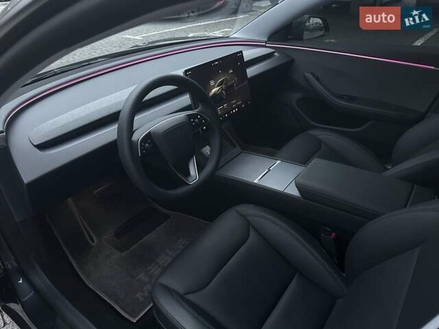 Серый Тесла Модель 3, объемом двигателя 0 л и пробегом 5 тыс. км за 28500 $, фото 12 на Automoto.ua