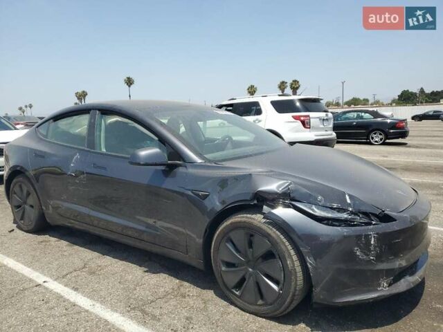 Серый Тесла Модель 3, объемом двигателя 0 л и пробегом 1 тыс. км за 28000 $, фото 3 на Automoto.ua