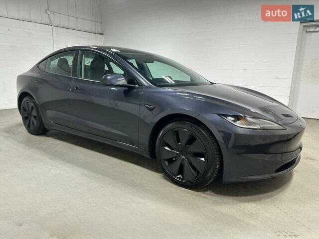 Серый Тесла Модель 3, объемом двигателя 0 л и пробегом 12 тыс. км за 9800 $, фото 2 на Automoto.ua