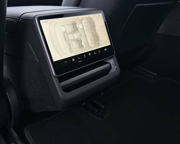 Сірий Тесла Модель 3, об'ємом двигуна 0 л та пробігом 5 тис. км за 31900 $, фото 18 на Automoto.ua