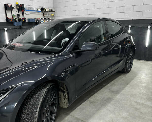 Серый Тесла Модель 3, объемом двигателя 0 л и пробегом 2 тыс. км за 30900 $, фото 11 на Automoto.ua