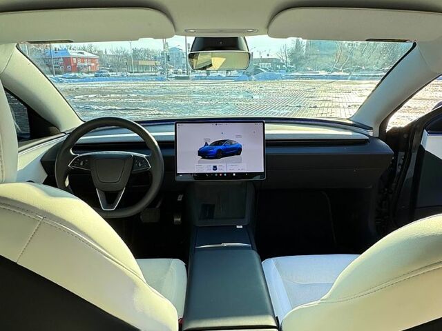 Серый Тесла Модель 3, объемом двигателя 0 л и пробегом 5 тыс. км за 27999 $, фото 11 на Automoto.ua