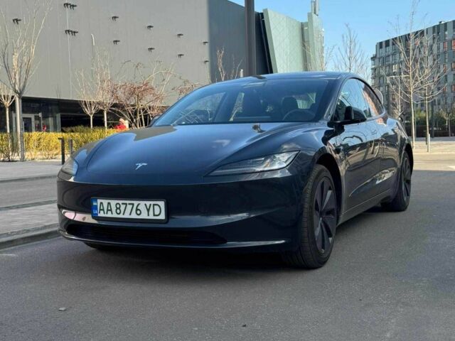 Сірий Тесла Модель 3, об'ємом двигуна 0 л та пробігом 3 тис. км за 27453 $, фото 1 на Automoto.ua