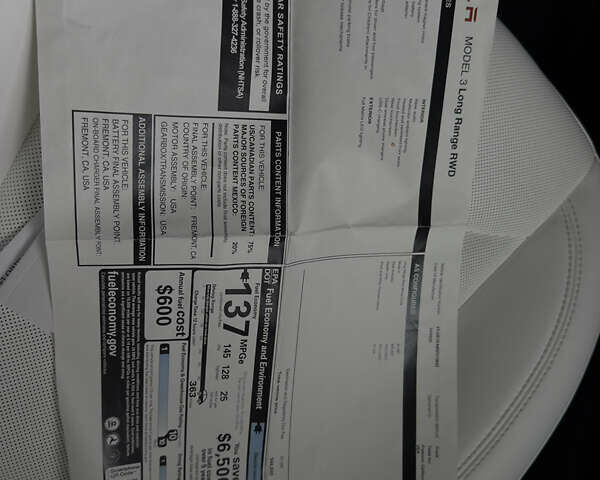 Серый Тесла Модель 3, объемом двигателя 0 л и пробегом 5 тыс. км за 30500 $, фото 5 на Automoto.ua