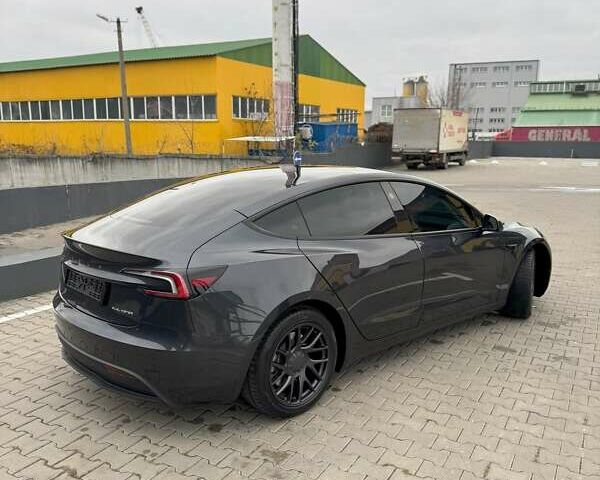 Серый Тесла Модель 3, объемом двигателя 0 л и пробегом 8 тыс. км за 32500 $, фото 10 на Automoto.ua