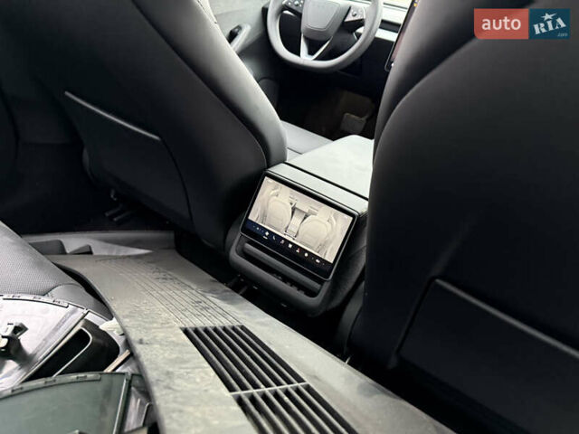 Сірий Тесла Модель 3, об'ємом двигуна 0 л та пробігом 1 тис. км за 26200 $, фото 16 на Automoto.ua