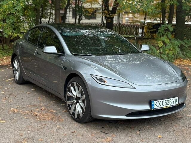 Сірий Тесла Модель 3, об'ємом двигуна 0 л та пробігом 25 тис. км за 26200 $, фото 1 на Automoto.ua