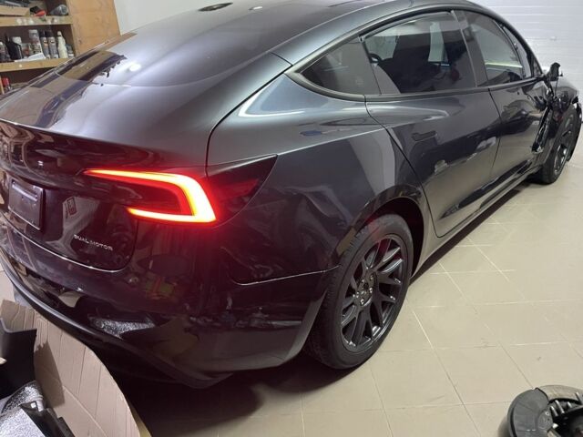 Серый Тесла Модель 3, объемом двигателя 0 л и пробегом 2 тыс. км за 27300 $, фото 12 на Automoto.ua