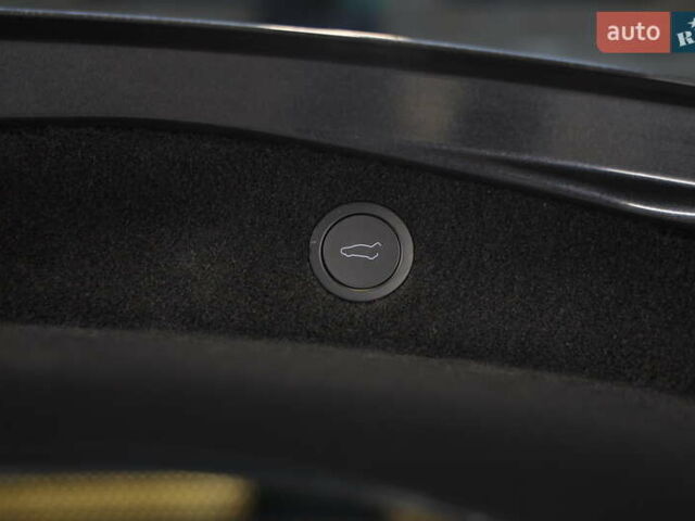 Серый Тесла Модель 3, объемом двигателя 0 л и пробегом 1 тыс. км за 30000 $, фото 31 на Automoto.ua