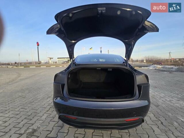 Сірий Тесла Модель 3, об'ємом двигуна 0 л та пробігом 18 тис. км за 25800 $, фото 10 на Automoto.ua