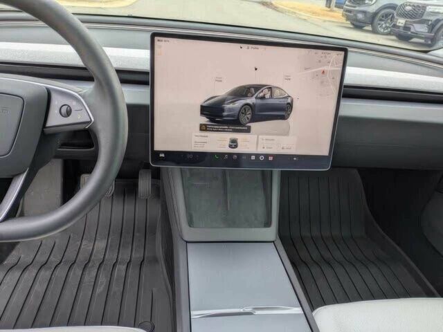 Серый Тесла Модель 3, объемом двигателя 0 л и пробегом 5 тыс. км за 15200 $, фото 13 на Automoto.ua