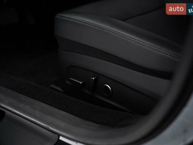 Серый Тесла Модель 3, объемом двигателя 0 л и пробегом 8 тыс. км за 28100 $, фото 14 на Automoto.ua