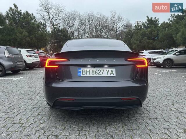 Серый Тесла Модель 3, объемом двигателя 0 л и пробегом 5 тыс. км за 28500 $, фото 5 на Automoto.ua