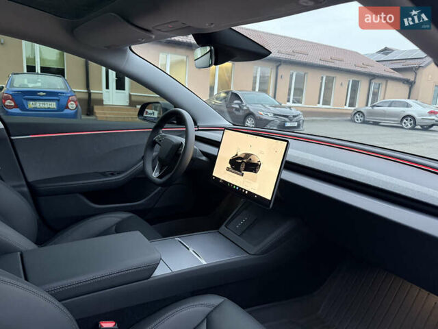 Серый Тесла Модель 3, объемом двигателя 0 л и пробегом 6 тыс. км за 29999 $, фото 23 на Automoto.ua