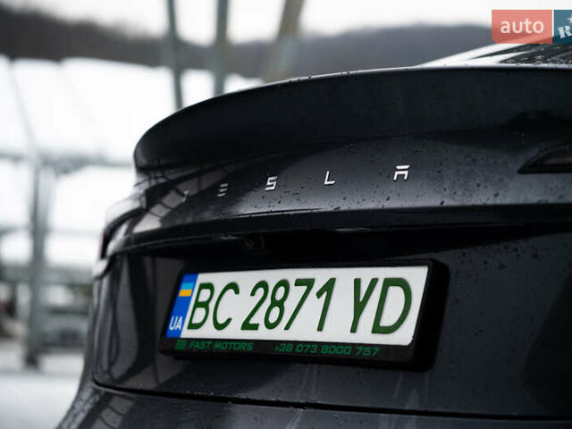 Серый Тесла Модель 3, объемом двигателя 0 л и пробегом 8 тыс. км за 28100 $, фото 13 на Automoto.ua
