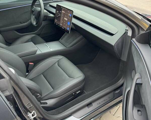 Серый Тесла Модель 3, объемом двигателя 0 л и пробегом 8 тыс. км за 32500 $, фото 21 на Automoto.ua