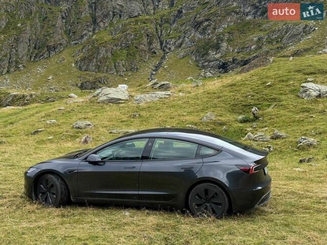 Серый Тесла Модель 3, объемом двигателя 0 л и пробегом 12 тыс. км за 29500 $, фото 17 на Automoto.ua