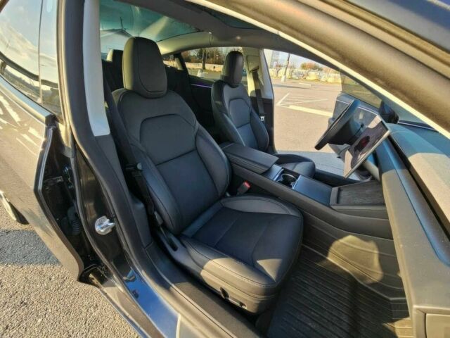 Серый Тесла Модель 3, объемом двигателя 0 л и пробегом 1 тыс. км за 13000 $, фото 7 на Automoto.ua