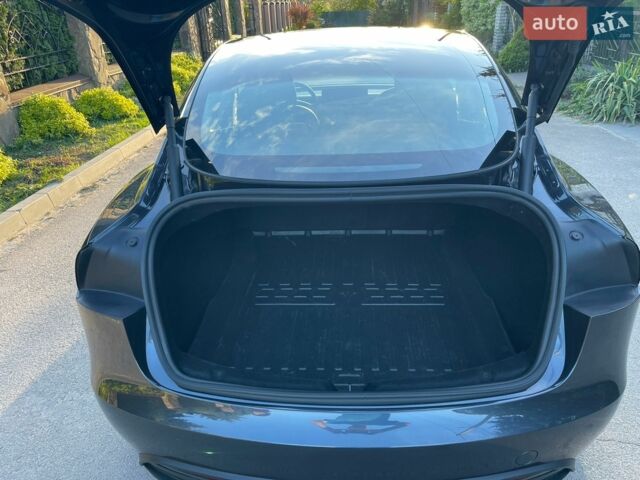 Сірий Тесла Модель 3, об'ємом двигуна 0 л та пробігом 5 тис. км за 27700 $, фото 12 на Automoto.ua