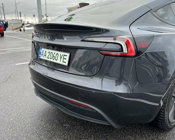 Сірий Тесла Модель 3, об'ємом двигуна 0 л та пробігом 5 тис. км за 31900 $, фото 3 на Automoto.ua