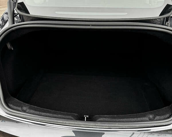 Серый Тесла Модель 3, объемом двигателя 0 л и пробегом 2 тыс. км за 30900 $, фото 9 на Automoto.ua