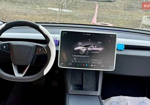 Сірий Тесла Модель 3, об'ємом двигуна 0 л та пробігом 1 тис. км за 32000 $, фото 28 на Automoto.ua