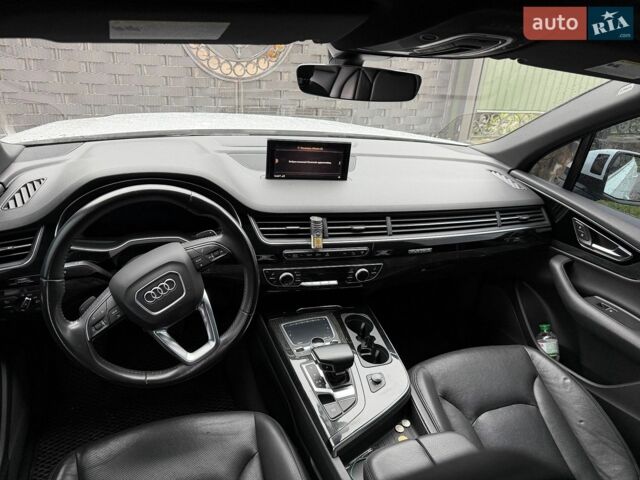 Серый Тесла Модель 3, объемом двигателя 0 л и пробегом 24 тыс. км за 27500 $, фото 31 на Automoto.ua