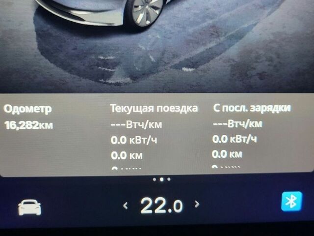 Серый Тесла Модель 3, объемом двигателя 0 л и пробегом 18 тыс. км за 26800 $, фото 6 на Automoto.ua