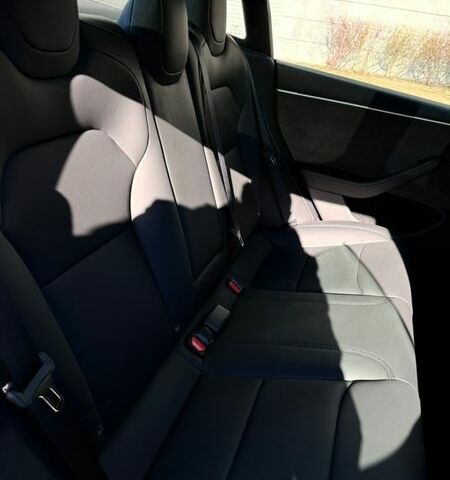 Серый Тесла Модель 3, объемом двигателя 0 л и пробегом 6 тыс. км за 33500 $, фото 15 на Automoto.ua