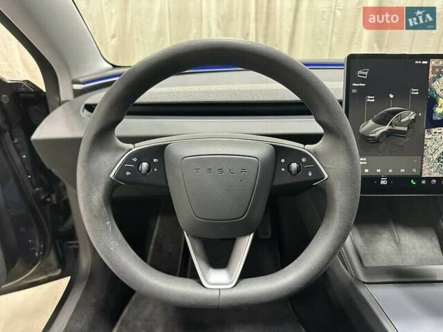 Серый Тесла Модель 3, объемом двигателя 0 л и пробегом 12 тыс. км за 9800 $, фото 9 на Automoto.ua