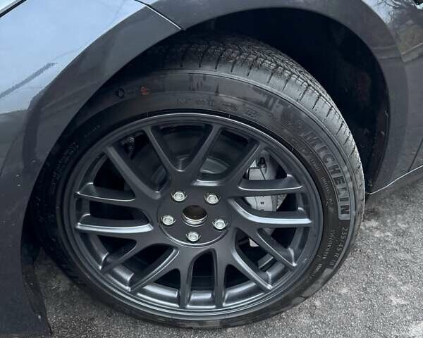 Серый Тесла Модель 3, объемом двигателя 0 л и пробегом 5 тыс. км за 28500 $, фото 13 на Automoto.ua