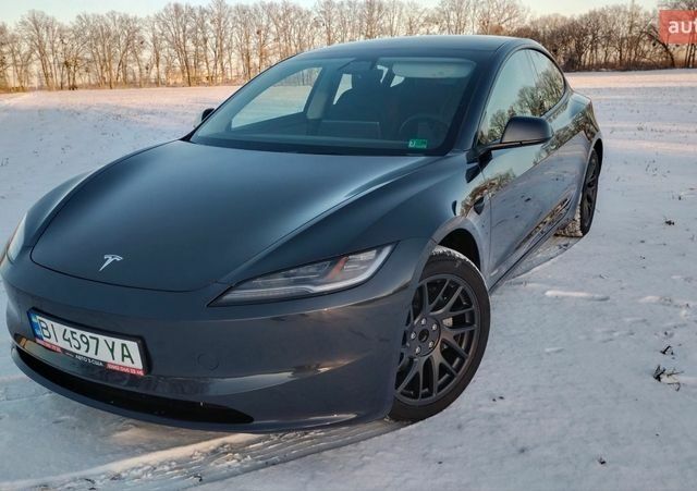 Серый Тесла Модель 3, объемом двигателя 0 л и пробегом 7 тыс. км за 28500 $, фото 1 на Automoto.ua