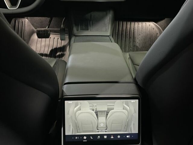 Серый Тесла Модель 3, объемом двигателя 0 л и пробегом 2 тыс. км за 27300 $, фото 23 на Automoto.ua